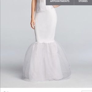 David’s Bridal Trumpet slip